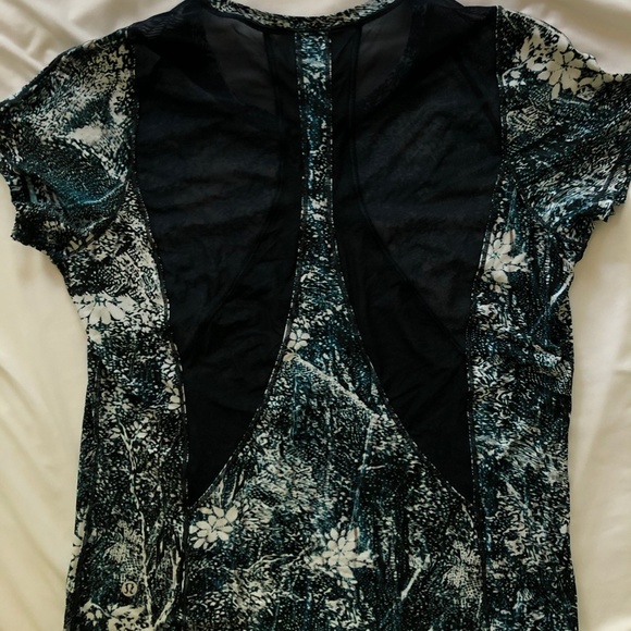 Lululemon Shirt - Picture 4 of 5